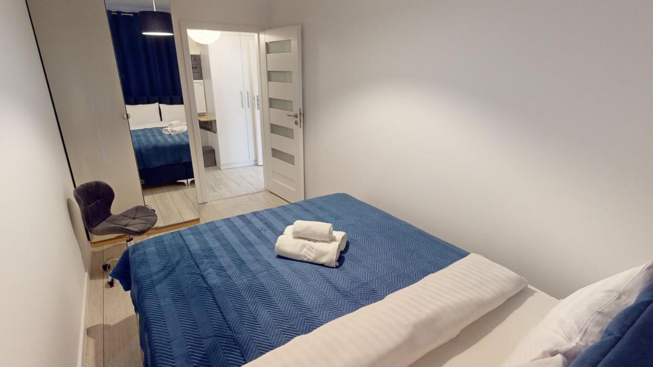 Family House Near The Market Square -Perfect For Family & Business Stays - Ksiecia Witolda Street 500 Steps To Market Square - 2 Bedrooms,2 Parking Places Wrocław Zewnętrze zdjęcie