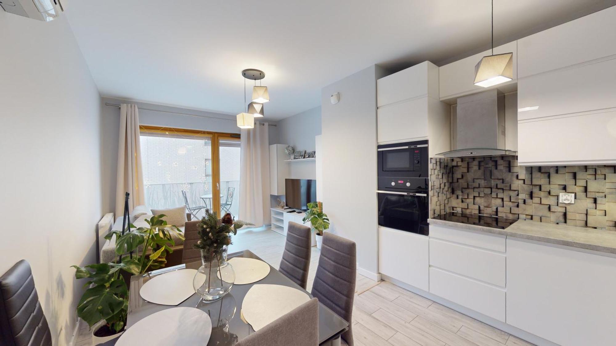 Family House Near The Market Square -Perfect For Family & Business Stays - Ksiecia Witolda Street 500 Steps To Market Square - 2 Bedrooms,2 Parking Places Wrocław Zewnętrze zdjęcie